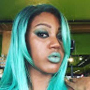 Meet your Posher, Shari